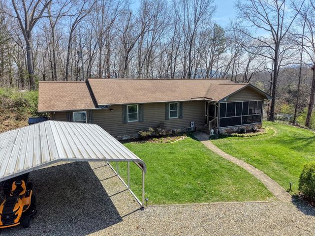 56 England Lane, Blairsville, GA 30512