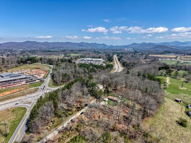 56 England Lane, Blairsville, GA 30512