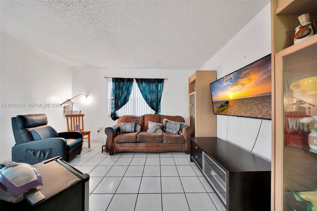 115 NW 56th Ave, Miami, FL 33126