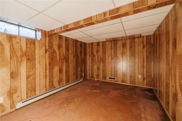 127 Barry Road, Irondequoit, NY 14617