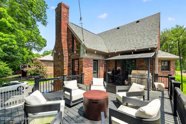 12918 Wooded Forest Rd, Louisville, KY 40243