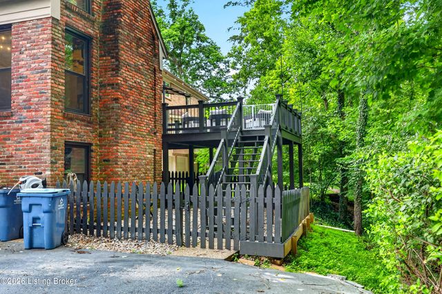 12918 Wooded Forest Rd, Louisville, KY 40243