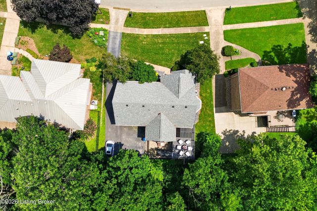 12918 Wooded Forest Rd, Louisville, KY 40243