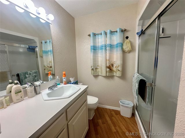 1372 Warren Road, Eufaula, OK 74432