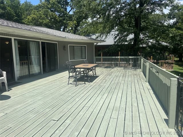 1372 Warren Road, Eufaula, OK 74432