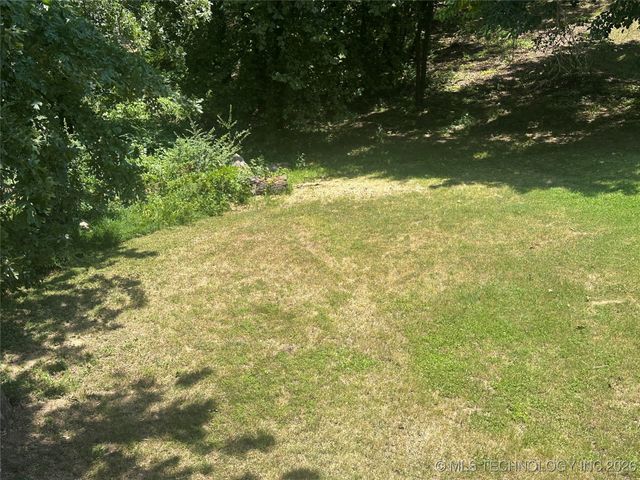 1372 Warren Road, Eufaula, OK 74432