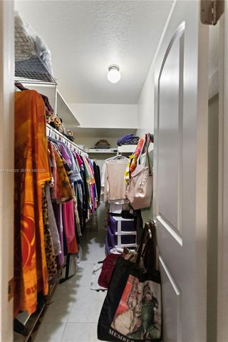 412 SW Natura Ave, Deerfield Beach, FL 33441