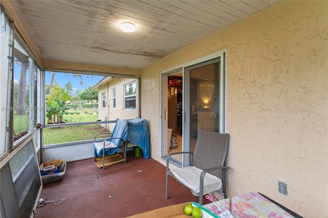 412 SW Natura Ave, Deerfield Beach, FL 33441