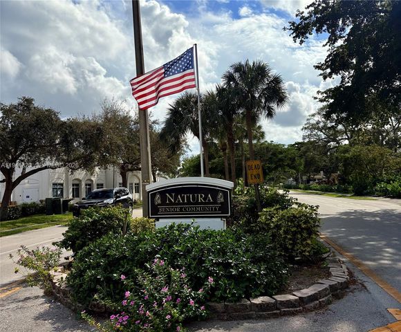 412 SW Natura Ave, Deerfield Beach, FL 33441