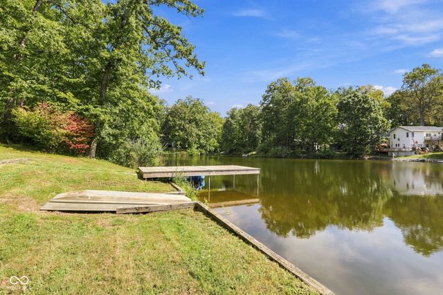 8671 S Kinman Drive, Nineveh, IN 46164