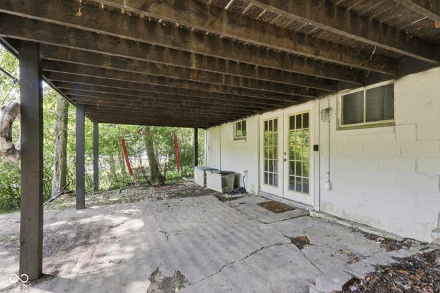 8671 S Kinman Drive, Nineveh, IN 46164