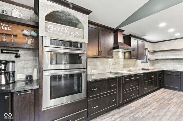 8671 S Kinman Drive, Nineveh, IN 46164