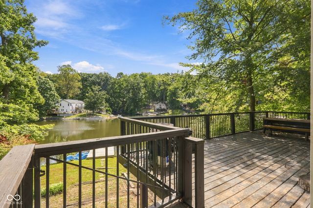 8671 S Kinman Drive, Nineveh, IN 46164