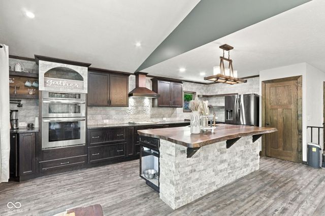 8671 S Kinman Drive, Nineveh, IN 46164