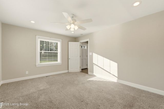 7809 New La Grange Rd, Louisville, KY 40222