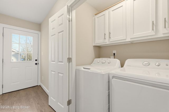 7809 New La Grange Rd, Louisville, KY 40222