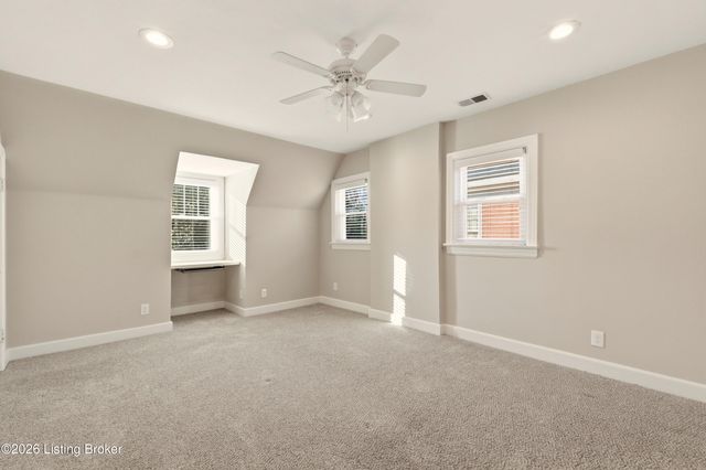 7809 New La Grange Rd, Louisville, KY 40222