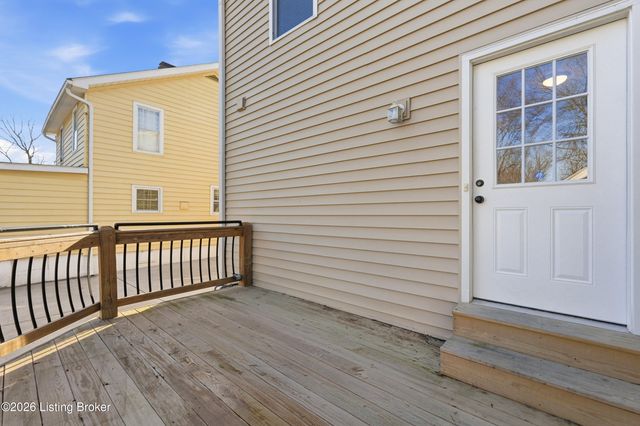 7809 New La Grange Rd, Louisville, KY 40222