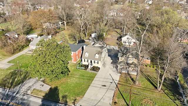 7809 New La Grange Rd, Louisville, KY 40222