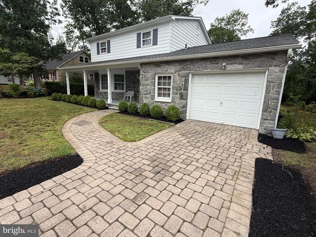 202 PATRICIA AVE, Millville, NJ 08332