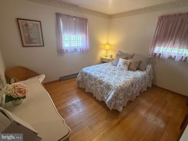 202 PATRICIA AVE, Millville, NJ 08332