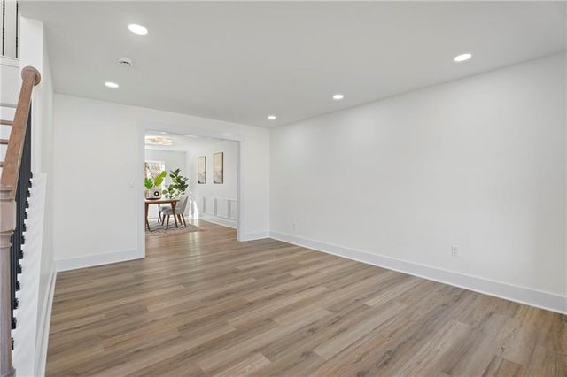 2462 Wrangler SW Drive, Atlanta, GA 30331