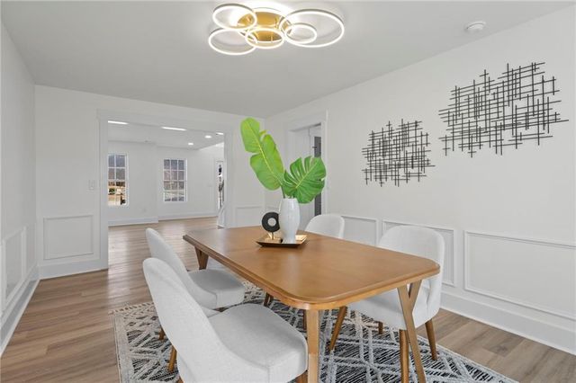 2462 Wrangler SW Drive, Atlanta, GA 30331