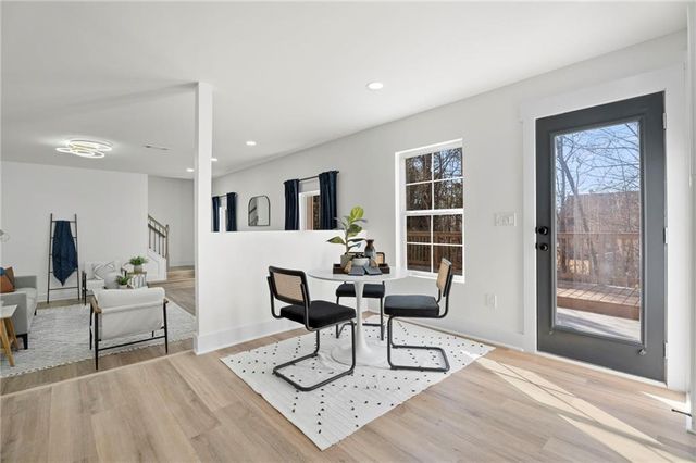 2462 Wrangler SW Drive, Atlanta, GA 30331