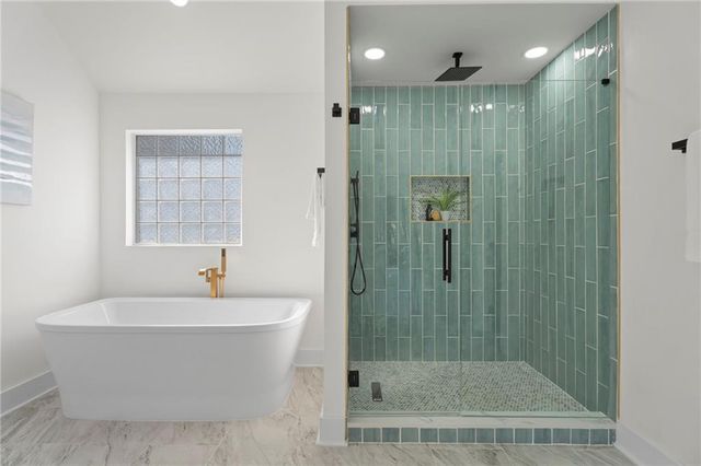 2462 Wrangler SW Drive, Atlanta, GA 30331