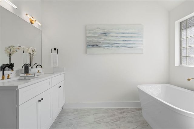 2462 Wrangler SW Drive, Atlanta, GA 30331