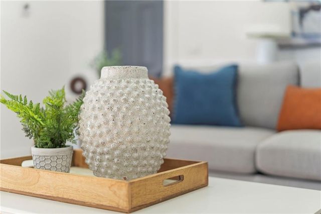 2462 Wrangler SW Drive, Atlanta, GA 30331