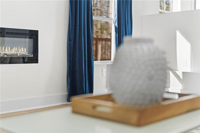 2462 Wrangler SW Drive, Atlanta, GA 30331