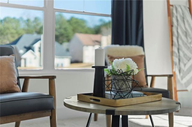 2462 Wrangler SW Drive, Atlanta, GA 30331