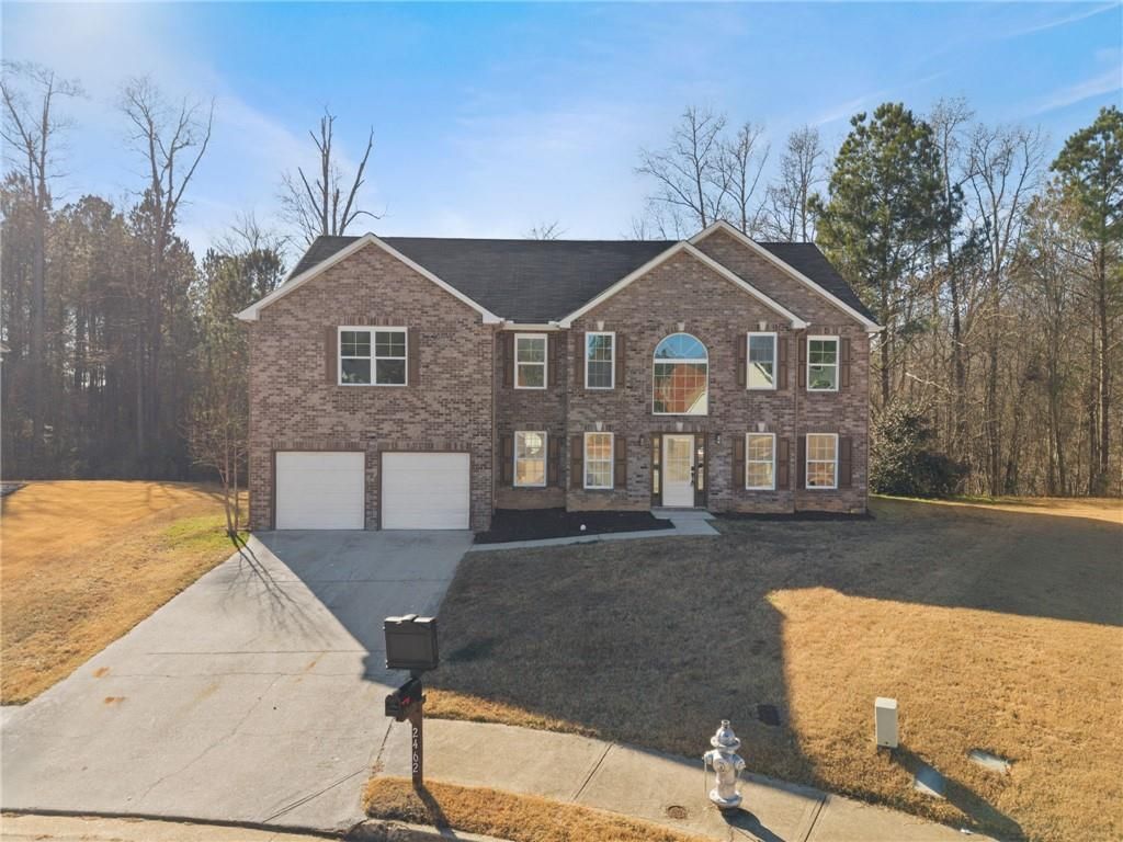 2462 Wrangler SW Drive, Atlanta, GA 30331