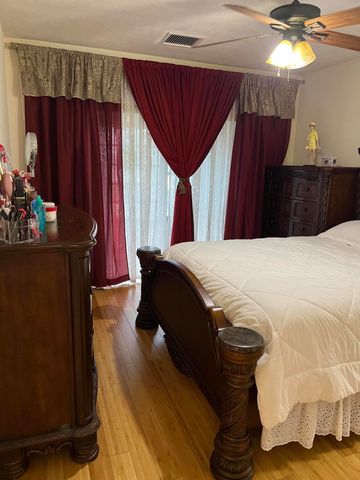 2286 Lake Osborne Drive 16, Lake Worth Beach, FL 33461