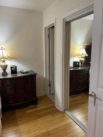 2286 Lake Osborne Drive 16, Lake Worth Beach, FL 33461