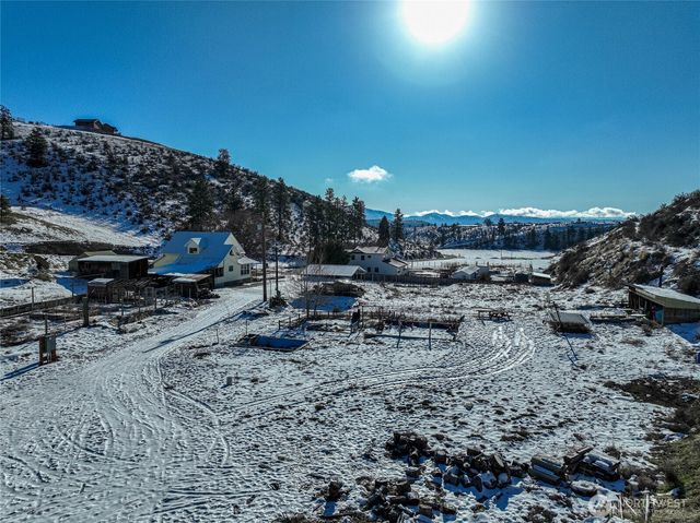 655 Swanson Gulch Rd, Manson, WA 98831