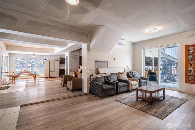 655 Swanson Gulch Rd, Manson, WA 98831