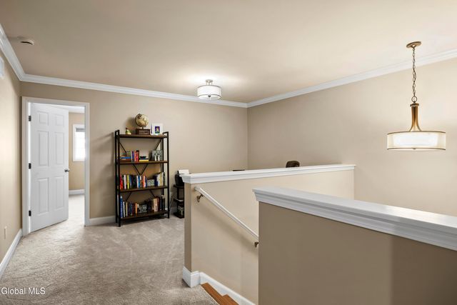 1 Milner Court, Albany, NY 12208
