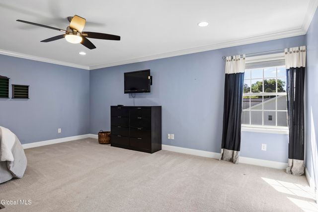 1 Milner Court, Albany, NY 12208