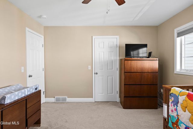 1 Milner Court, Albany, NY 12208