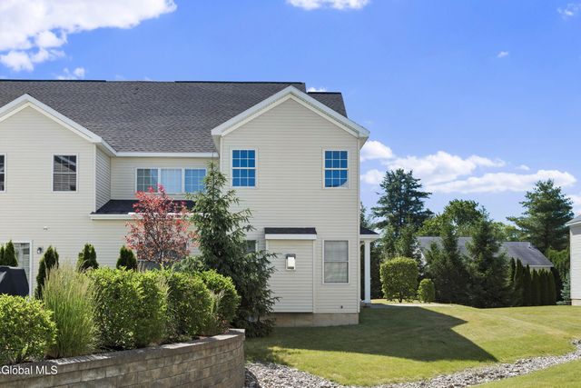 1 Milner Court, Albany, NY 12208