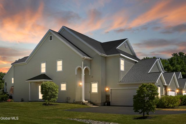 1 Milner Court, Albany, NY 12208