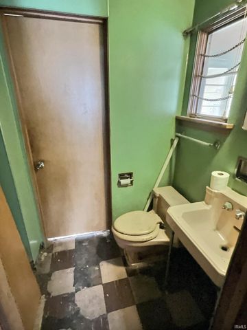 2505 Hubertus Avenue, Fort Wayne, IN 46805