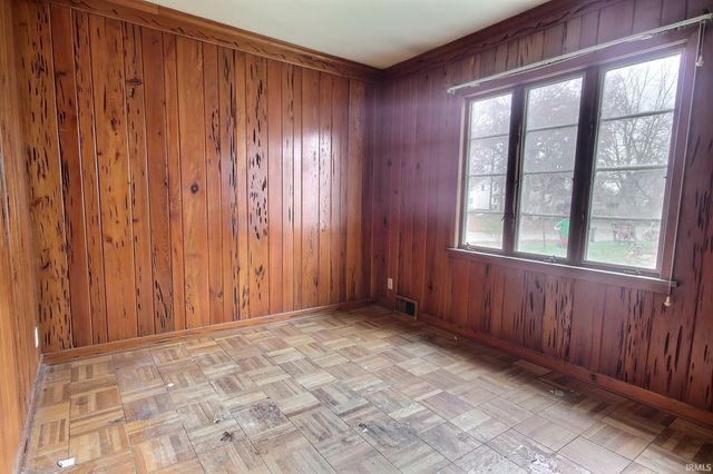 2505 Hubertus Avenue, Fort Wayne, IN 46805