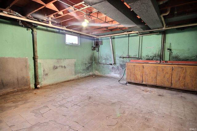 2505 Hubertus Avenue, Fort Wayne, IN 46805