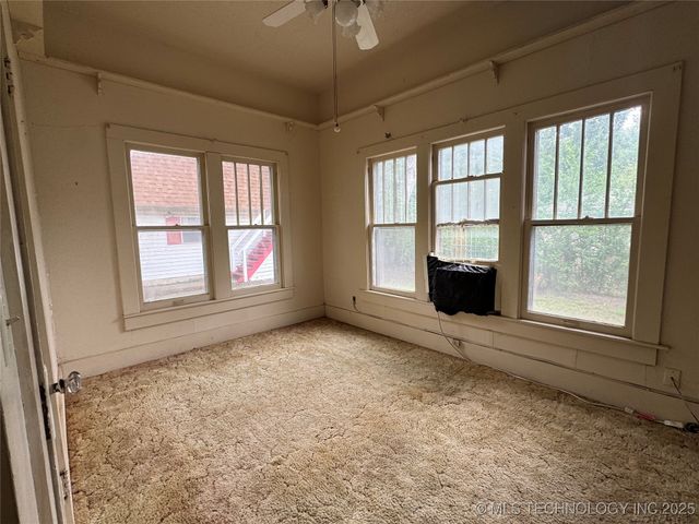 1524 W Maple Street W, Durant, OK 74701