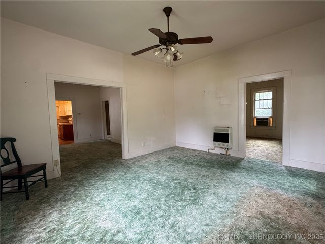 1524 W Maple Street W, Durant, OK 74701