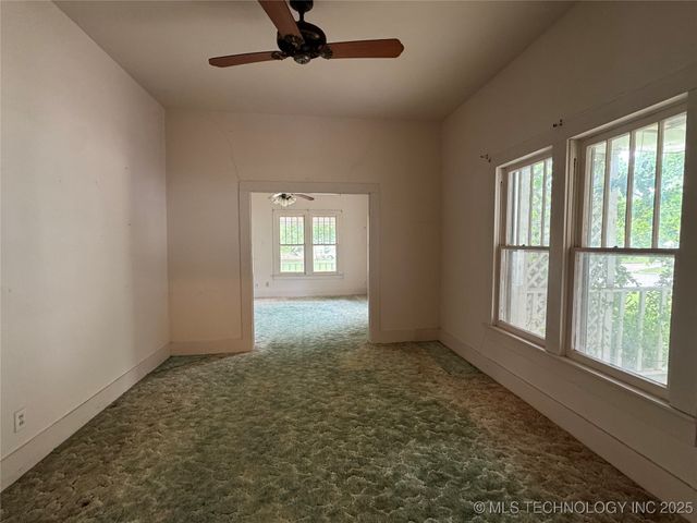 1524 W Maple Street W, Durant, OK 74701