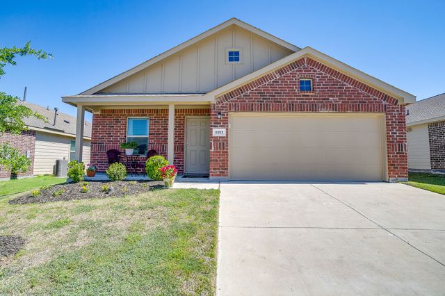 8313 Fawn Creek Drive, Fort Worth, TX 76123